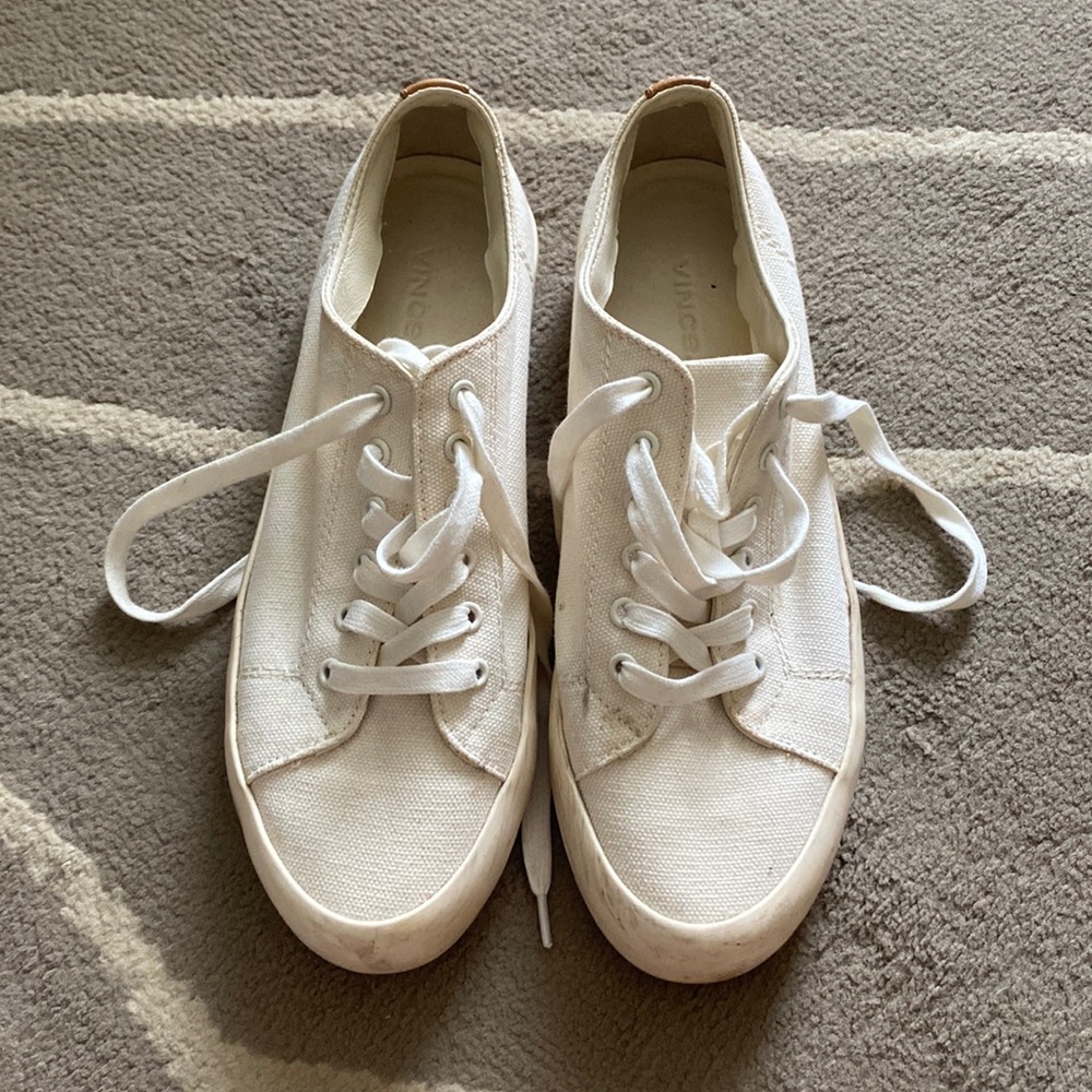 Vince Norwell Canvas Platform sneaker size 8.5 fit 9!